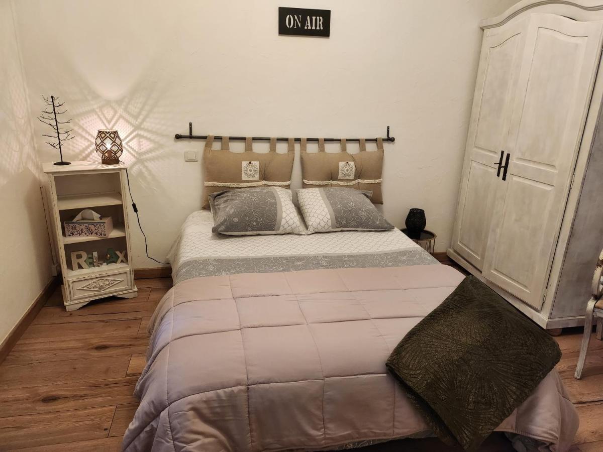 Appartement Cosy En Rdc Remoulins Eksteriør billede